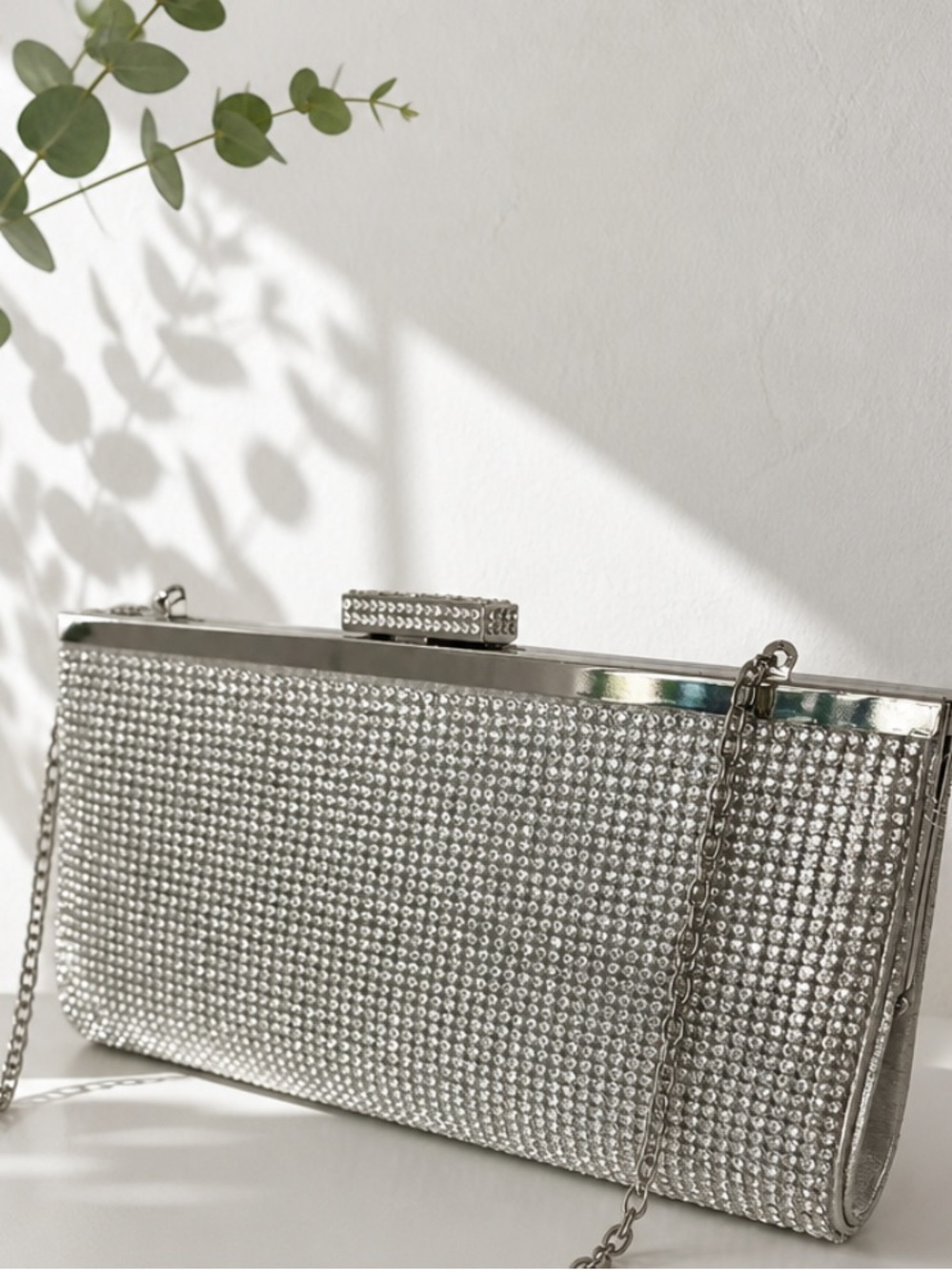 - Special Event Clutch.